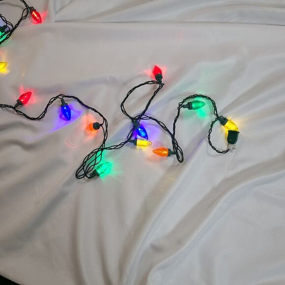 Vintage Outdoor Indoor Christmas Lights C9 Multicolor 25 Bulbs Green Wire - Picture 7 of 12